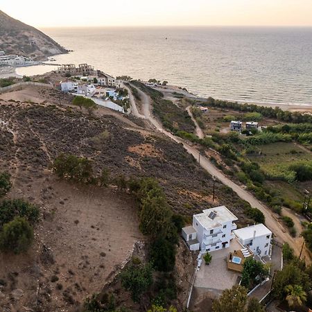 Villa Dirui Fodele Bagian luar foto